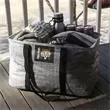 Convenient collapsible tote with