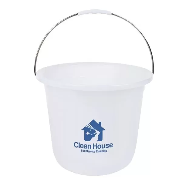 Four-gallon plastic bucket with