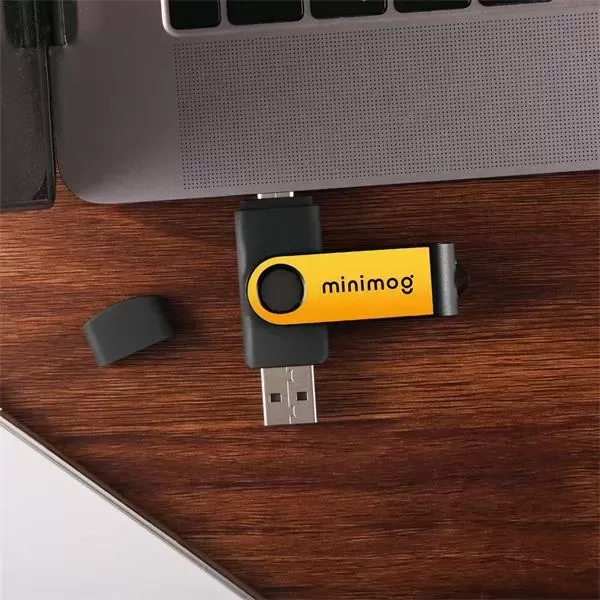 Flash drive with USB-C