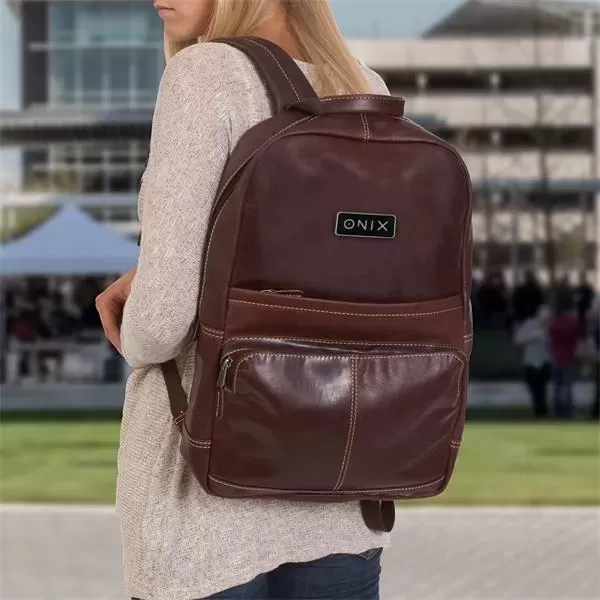 All-leather backpack with two-way