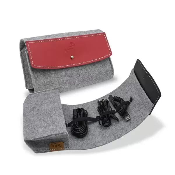 utility felt pouch with